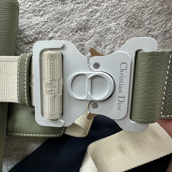 Saddle Bag
Khaki Grained Calfskin - Picture 11 of 16